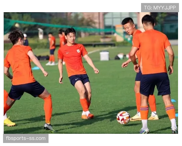 山东泰山节奏失控问题显现，攻防转换混乱对赛季走势形成制约